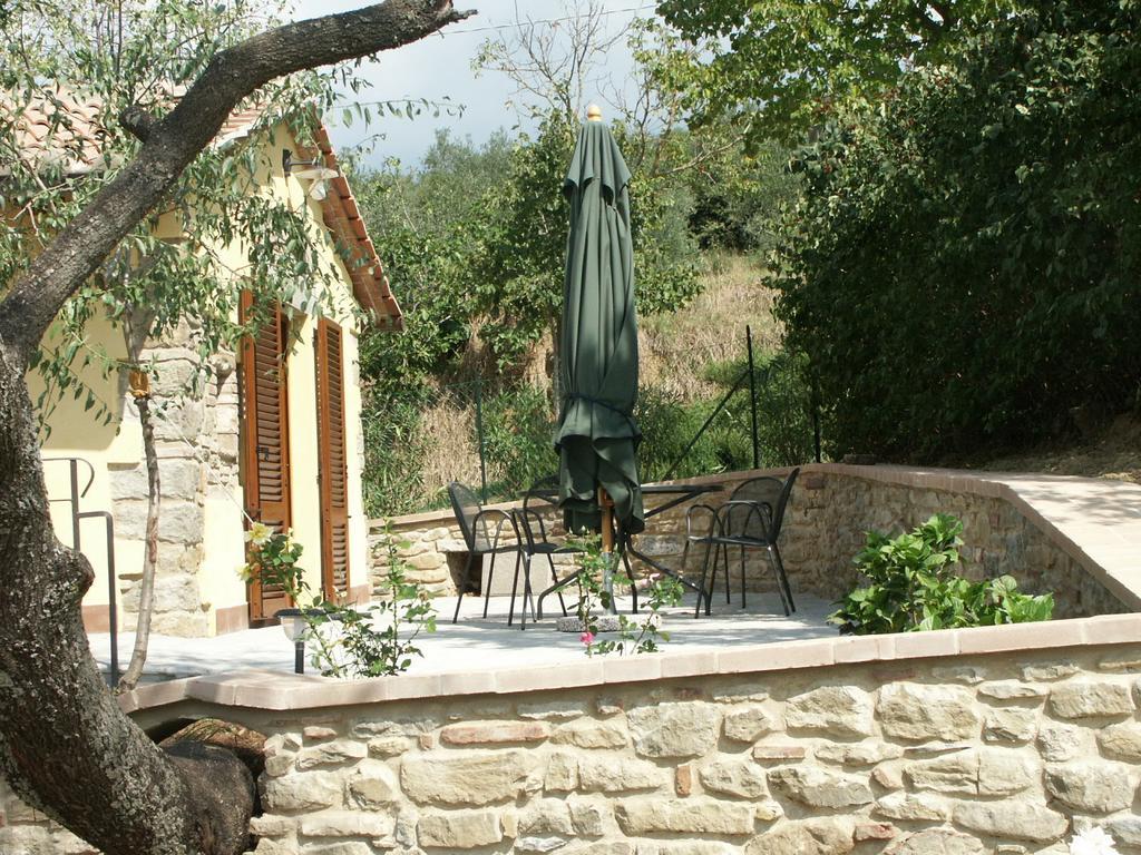 Agriturismo Podere Ossaia Кортона Номер фото